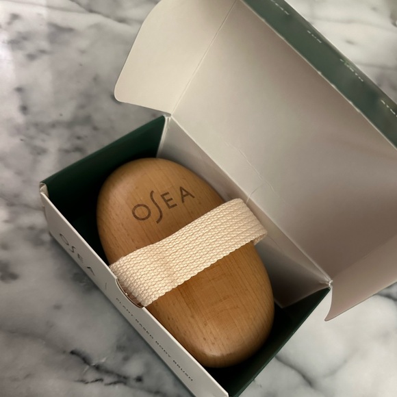 OSEA Plant-based brush - Picture 4 of 5